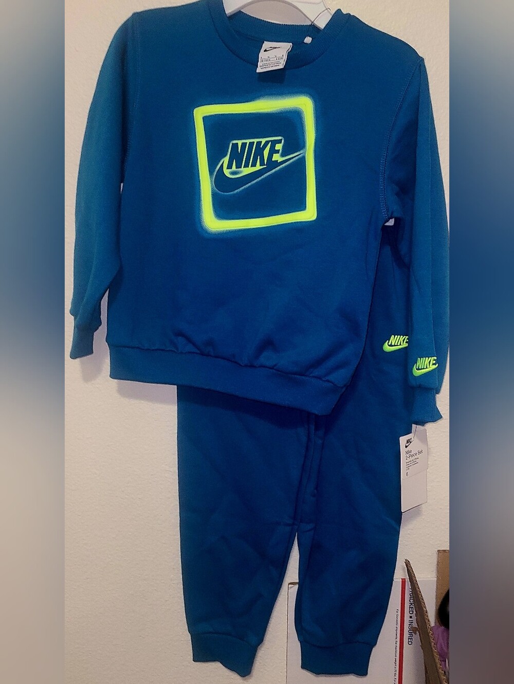 Nike Blue Youth Sweatshirt & Joggers Set with Neon Logo Boys 5/6